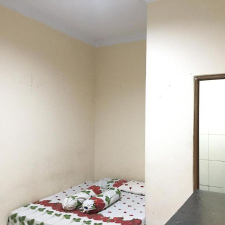 Vanila Kost Jatiwarna - Women Only Pondokmelati Exteriér fotografie