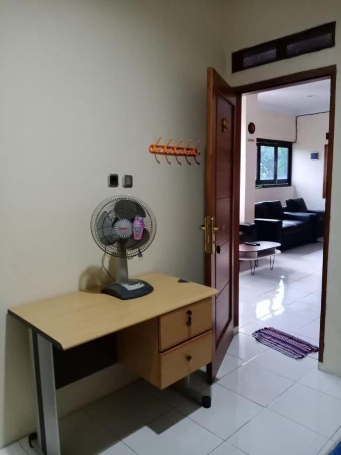 Vanila Kost Jatiwarna - Women Only Pondokmelati Exteriér fotografie