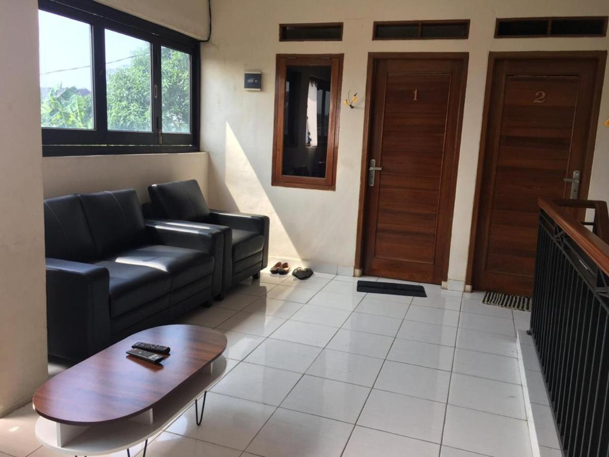 Vanila Kost Jatiwarna - Women Only Pondokmelati Exteriér fotografie